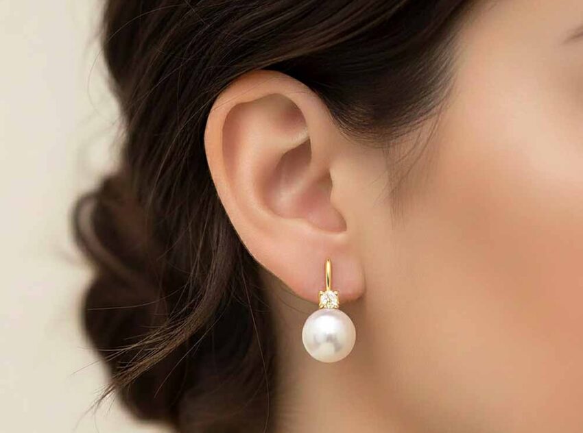 Édesvízi gyöngy fülbevaló: időtlen elegancia White & Black szakértő kézből